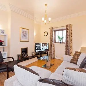 Stunning 3-bed In 1 , Dublin Ireland