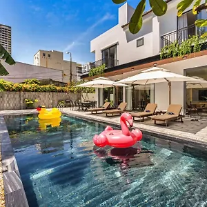 Luxurious 500m Villa, Private Pool, 300m To Beach , Da Nang Vietnam